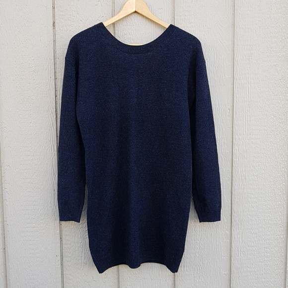 Aritzia Dresses & Skirts - Aritzia Babaton sweater dress